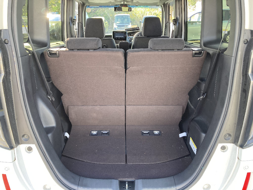 ホンダ Ｎ　ＢＯＸカスタム G-L ﾎﾝﾀﾞｾﾝｼﾝｸﾞ