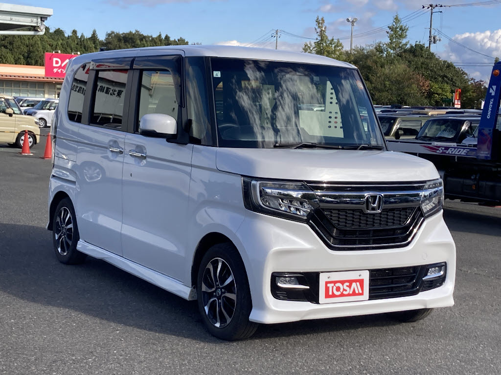 ホンダ Ｎ　ＢＯＸカスタム G-L ﾎﾝﾀﾞｾﾝｼﾝｸﾞ