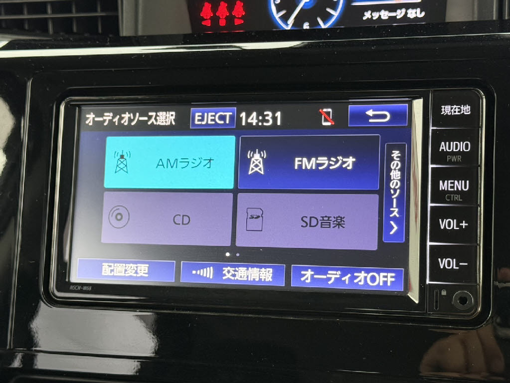 トヨタ ルーミー ｶｽﾀﾑG 4WD