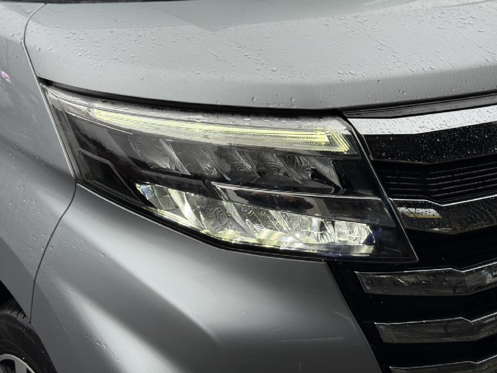 トヨタ ルーミー ｶｽﾀﾑG 4WD