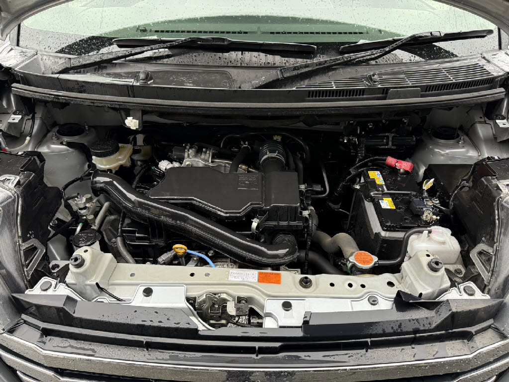 トヨタ ルーミー ｶｽﾀﾑG 4WD