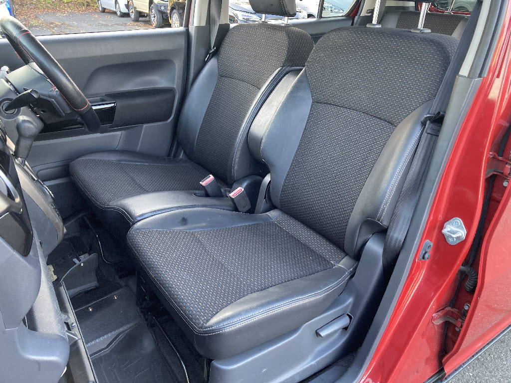 スズキ ハスラー JｽﾀｲﾙⅡﾀｰﾎﾞ 4WD