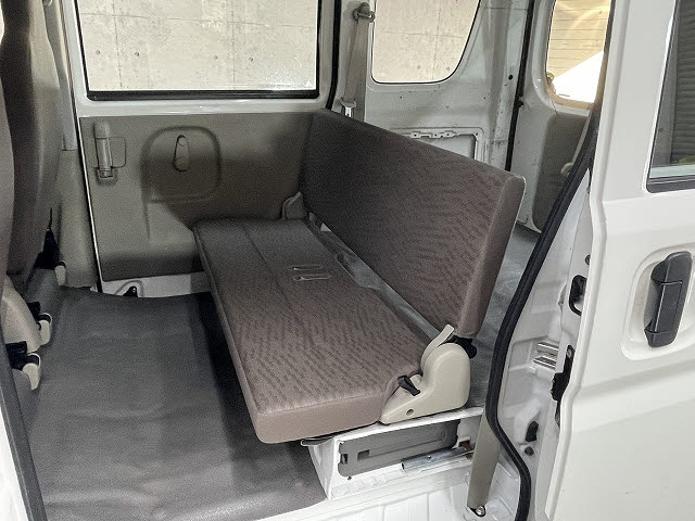 ニッサン NV100ｸﾘｯﾊﾟｰV DX