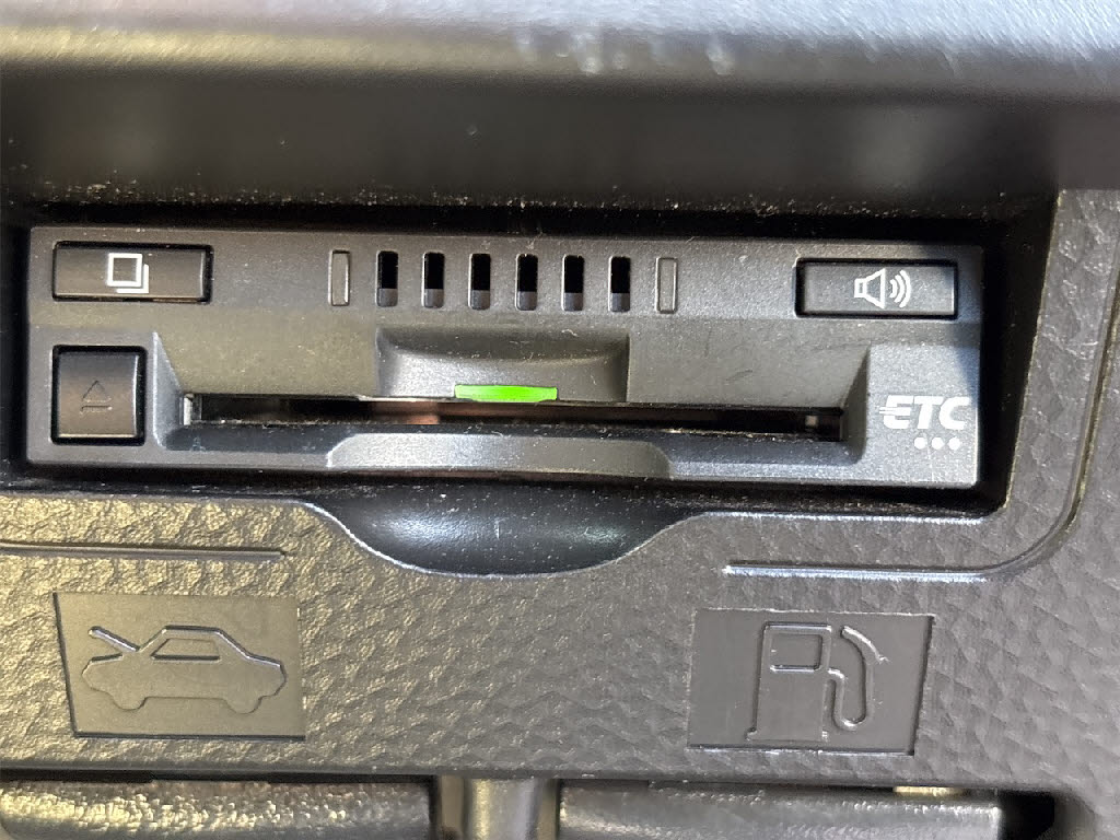 トヨタ ルーミー ｶｽﾀﾑG S