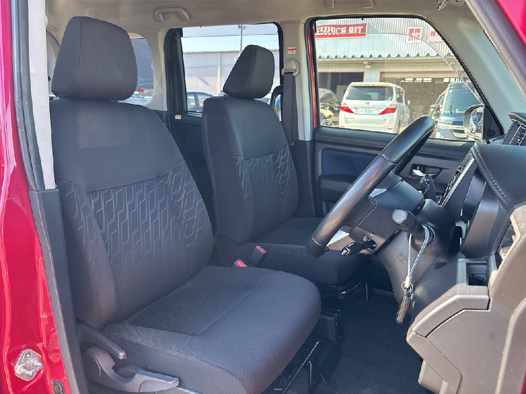 トヨタ ルーミー ｶｽﾀﾑG S