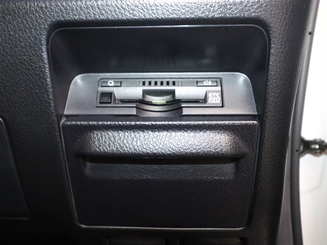 トヨタ ヴォクシー ＺＳ煌