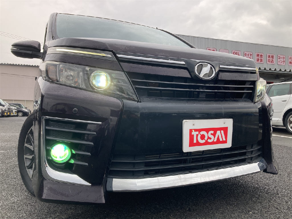 トヨタ ヴォクシー ZS