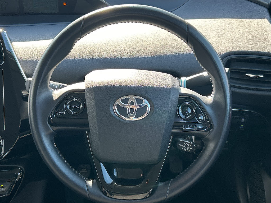 トヨタ プリウス S