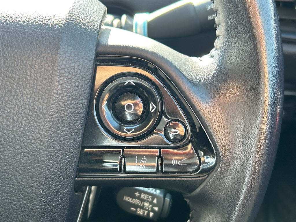 トヨタ プリウス S