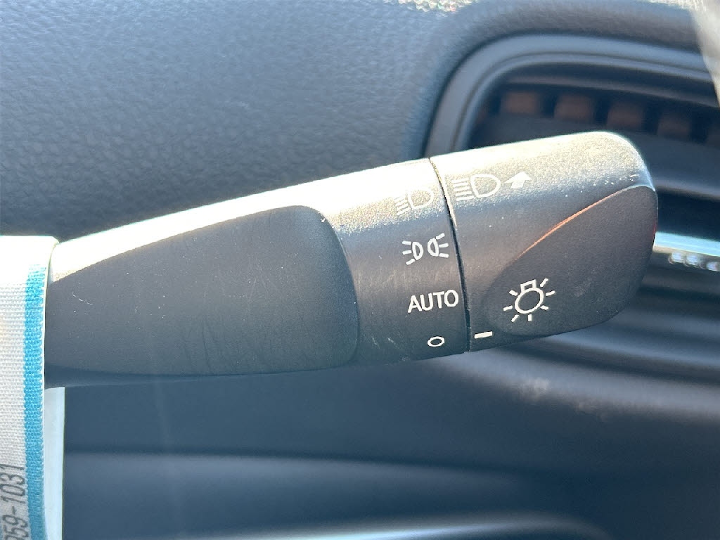 トヨタ プリウス S