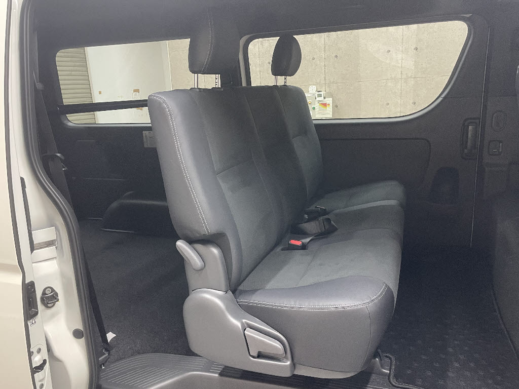 トヨタ ハイエースＶ ｽｰﾊﾟｰGLﾀﾞｰｸﾌﾟﾗｲﾑ2