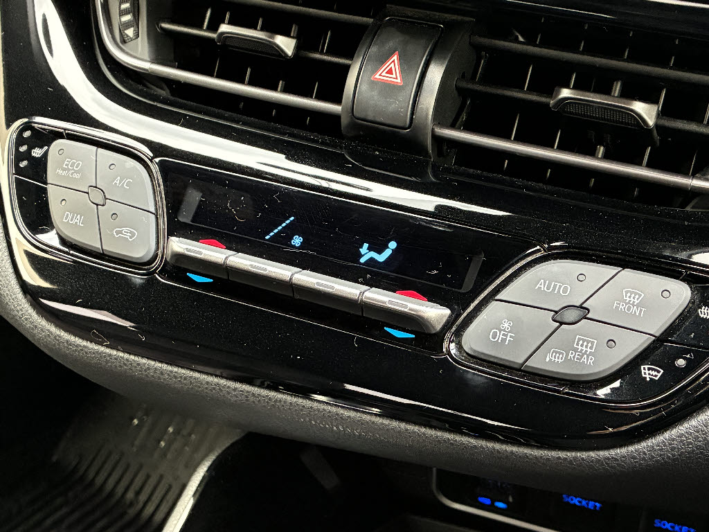 トヨタ Ｃ-ＨＲ Ｇ