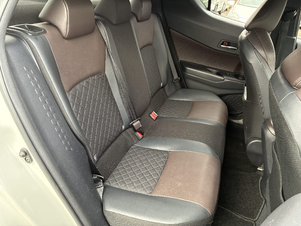 トヨタ Ｃ-ＨＲ Ｇ