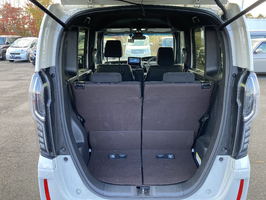 ホンダ Ｎ　ＢＯＸカスタム G-Lﾎﾝﾀﾞｾﾝｼﾝｸﾞ