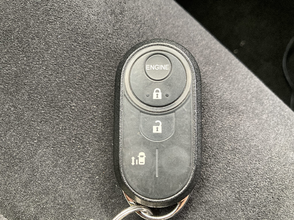 ホンダ Ｎ　ＢＯＸカスタム G-Lﾎﾝﾀﾞｾﾝｼﾝｸﾞ