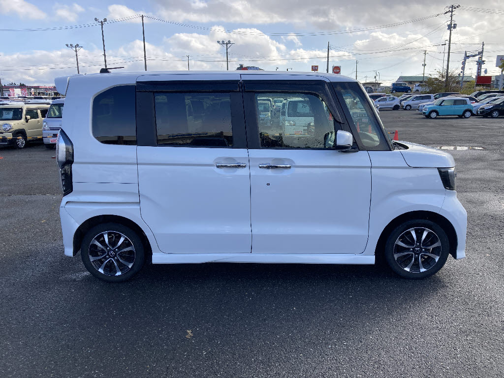 ホンダ Ｎ　ＢＯＸカスタム G-Lﾎﾝﾀﾞｾﾝｼﾝｸﾞ