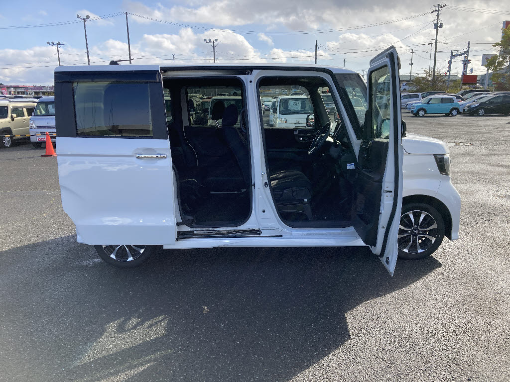 ホンダ Ｎ　ＢＯＸカスタム G-Lﾎﾝﾀﾞｾﾝｼﾝｸﾞ