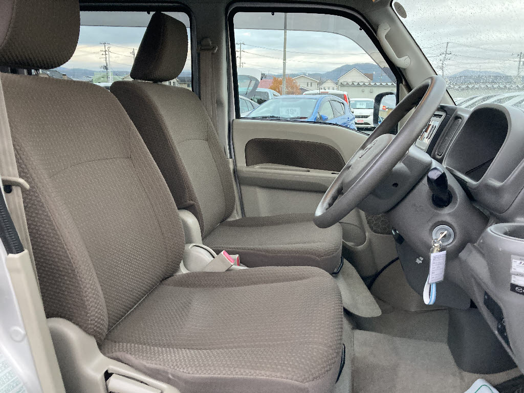 マツダ スクラムＶ ﾊﾞｽﾀｰ 4WD