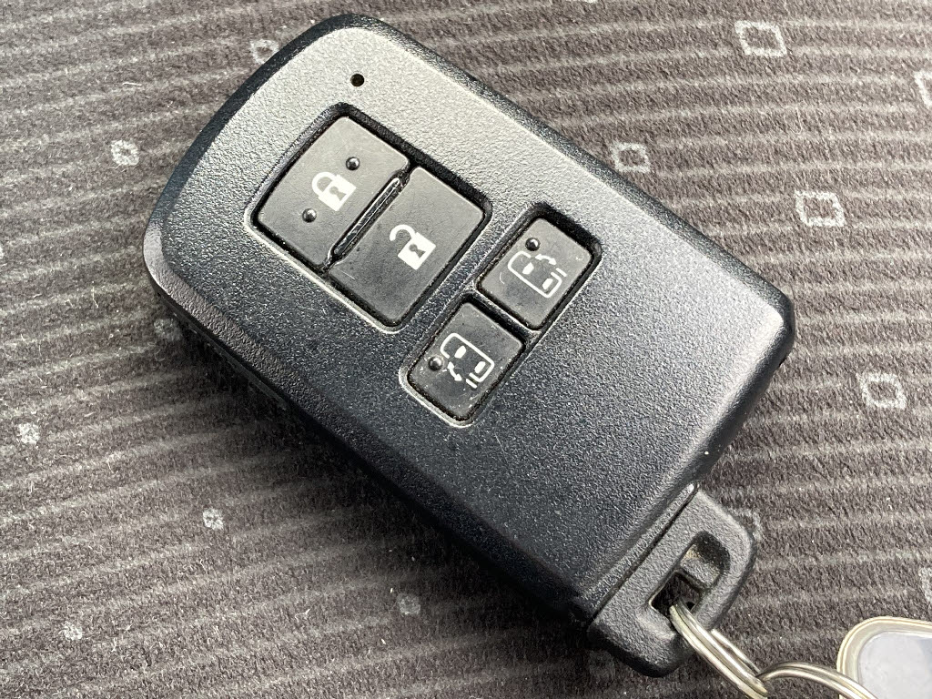 トヨタ ノアＨＶ Ｇ