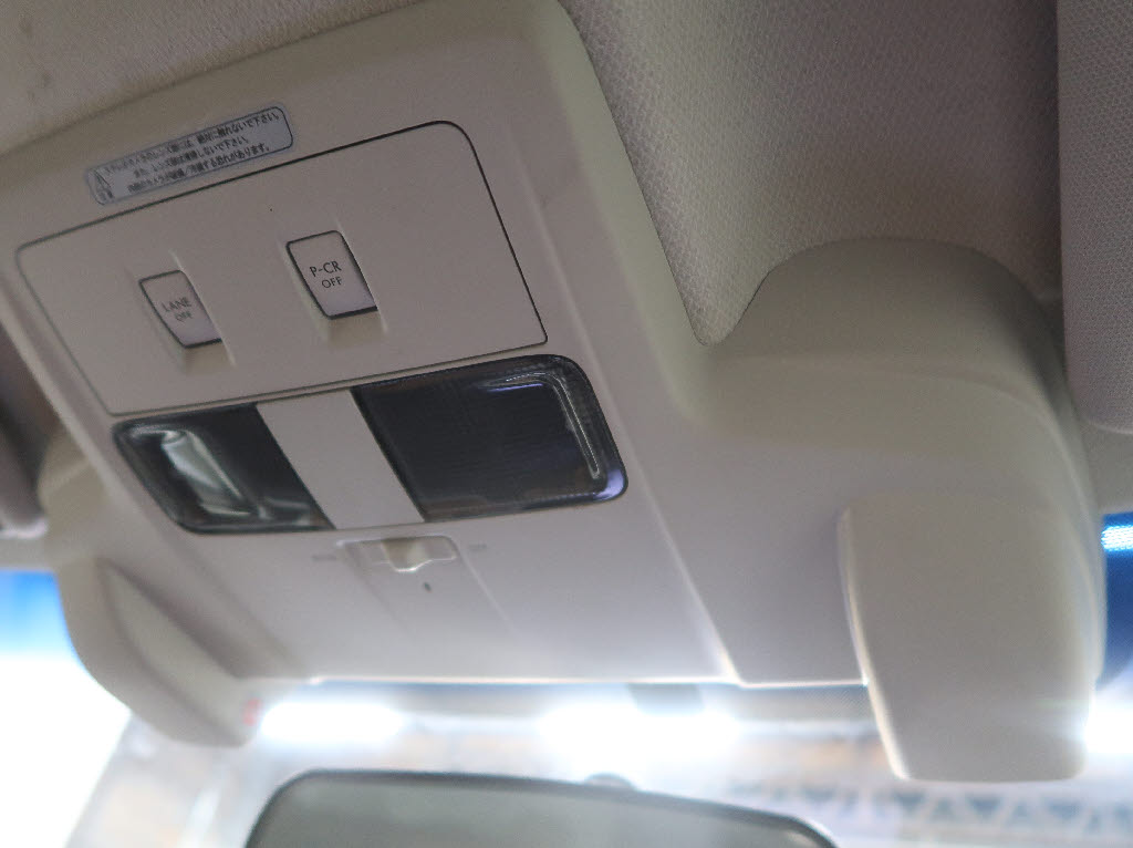 スバル ｴｸｼｰｶﾞ ｸﾛｽｵｰﾊﾞｰ7 2.5iｱｲｻｲﾄ