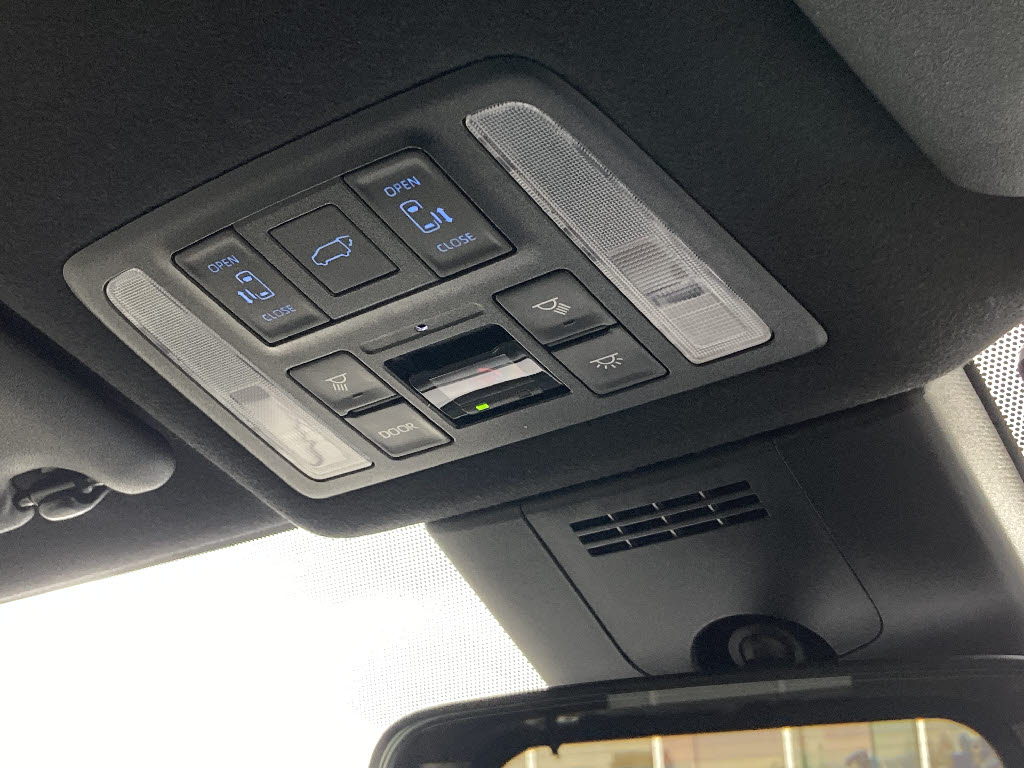 トヨタ ヴォクシー S-Z 4WD