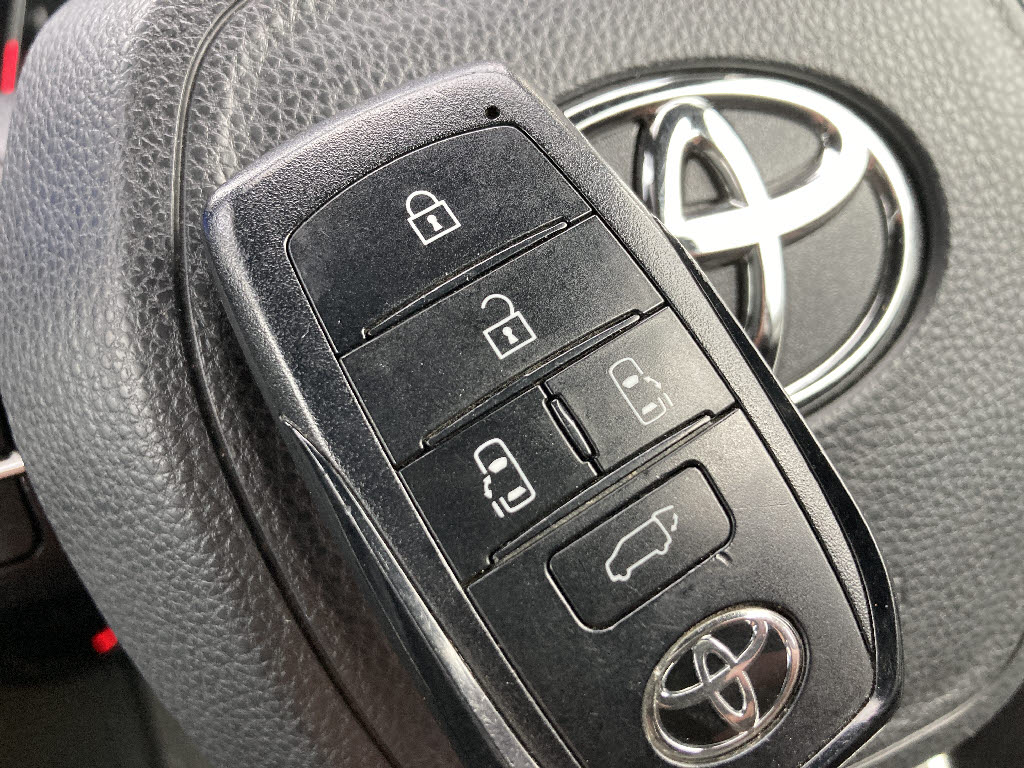 トヨタ ヴォクシー S-Z 4WD