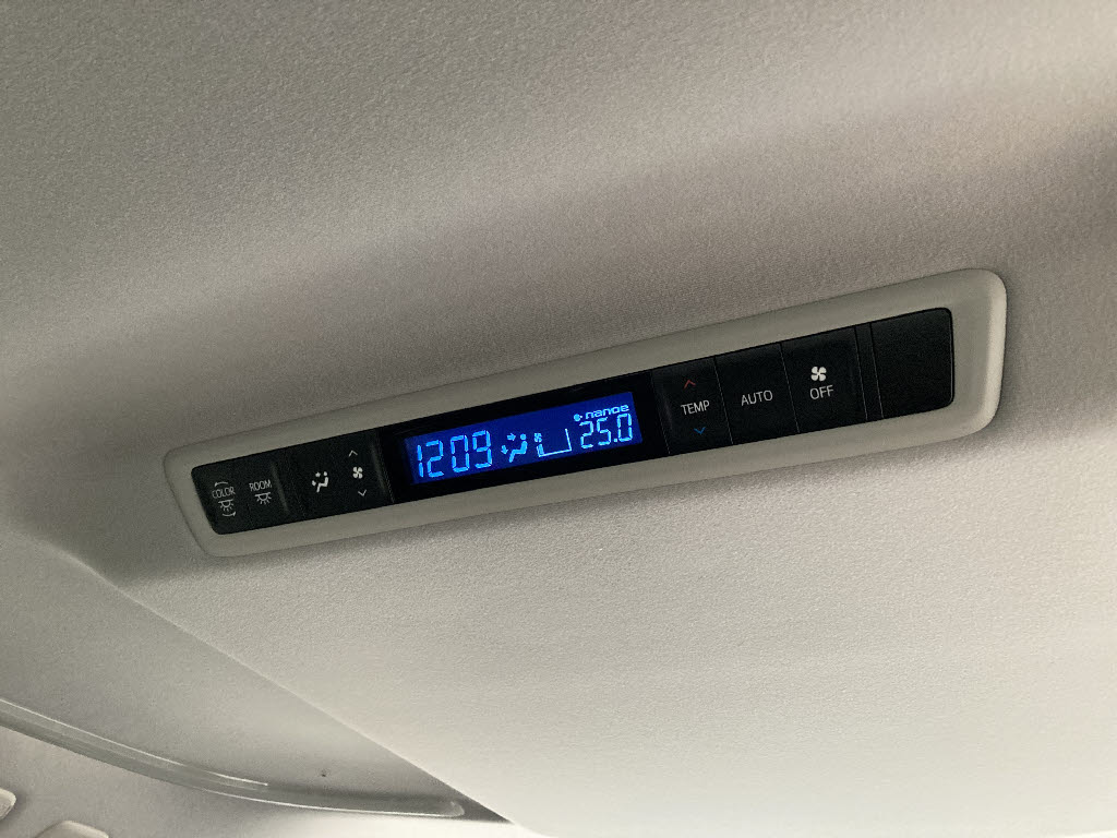 トヨタ アルファード 2.5S-Aﾊﾟｯｹｰｼﾞ 4WD