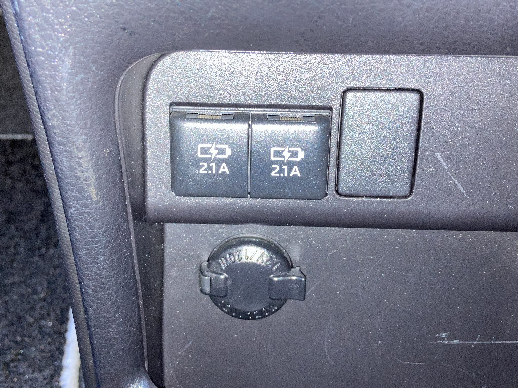 トヨタ ヴォクシー ＺＳ煌