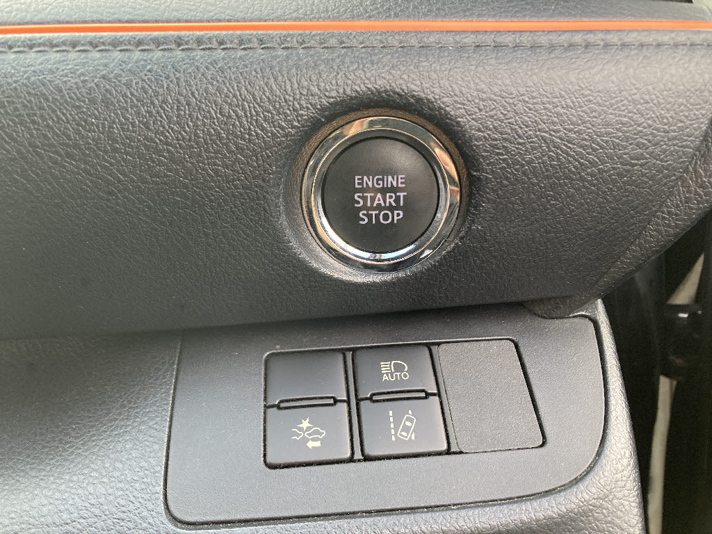 トヨタ シエンタ Gｸｴﾛ