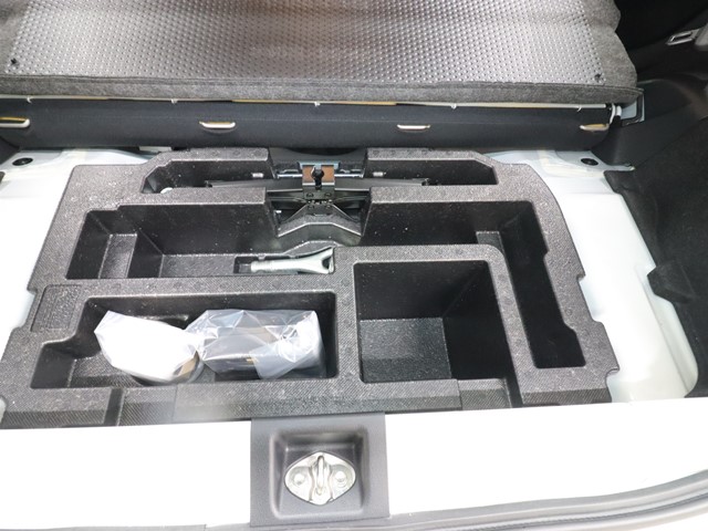 ダイハツ ミライース Ｌ