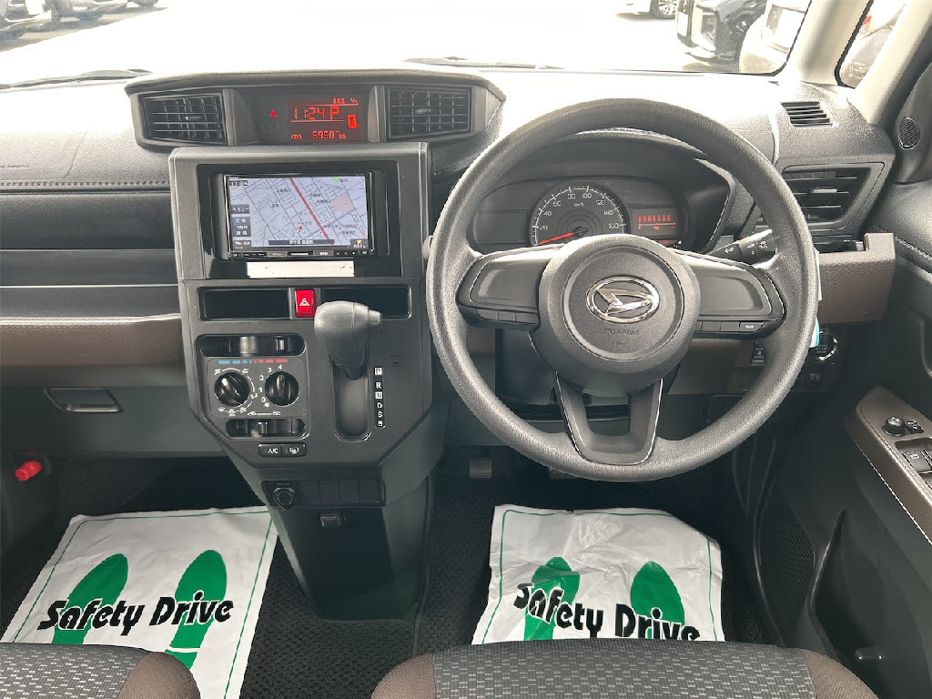 ダイハツ トール X 4WD