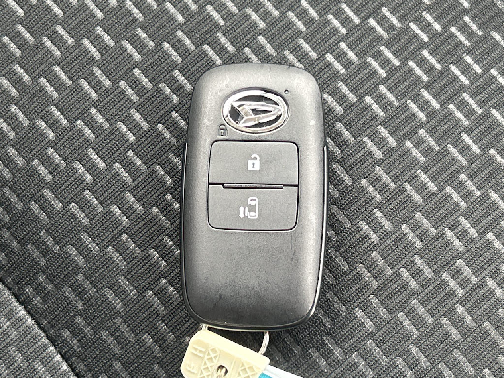 ダイハツ トール X 4WD