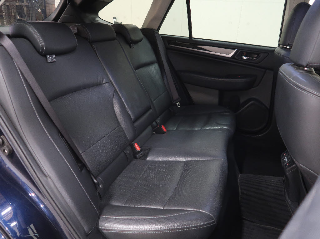 スバル ﾚｶﾞｼｨｱｳﾄﾊﾞｯｸ ﾘﾐﾃｯﾄﾞ