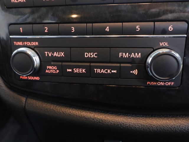 ニッサン エルグランド ライダーブラックライン