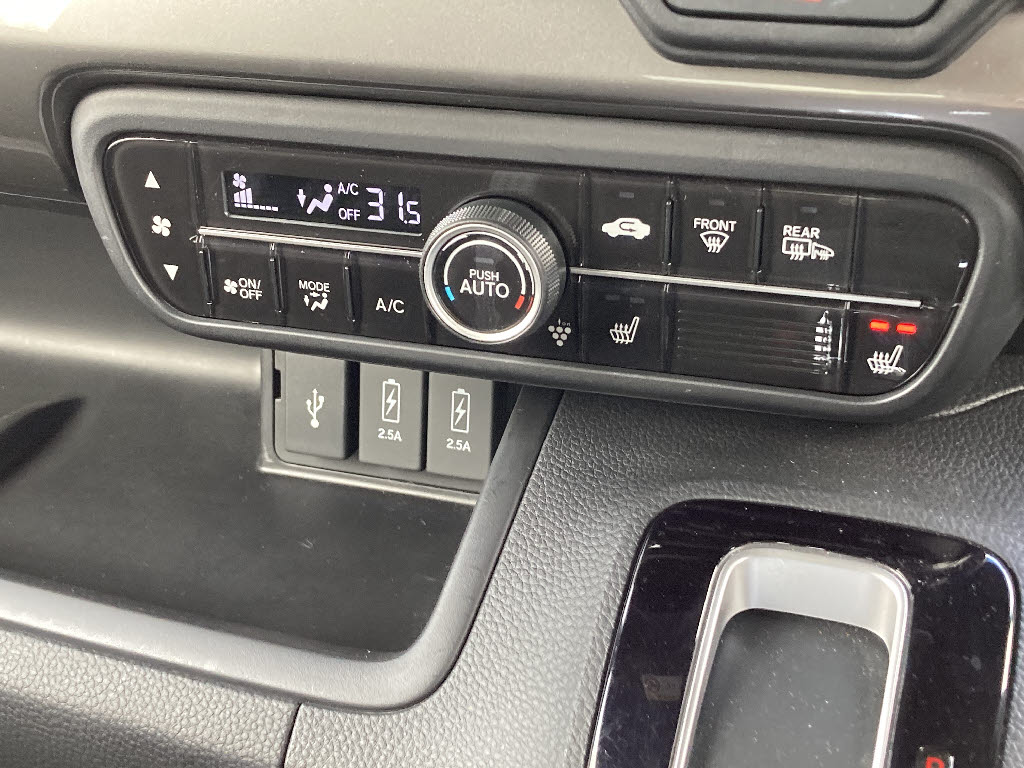 ホンダ Ｎ　ＢＯＸカスタム Lﾀｰﾎﾞ ｽﾀｲﾙﾌﾟﾗｽﾌﾞﾗｯｸ