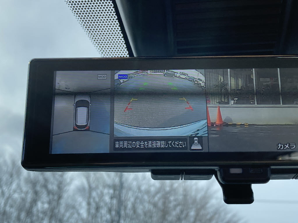 ニッサン キックス eﾊﾟﾜｰ X FOUR ｽﾀｲﾙｴﾃﾞｨｼｮﾝ