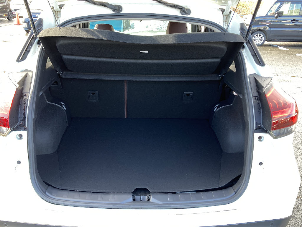 ニッサン キックス eﾊﾟﾜｰ X FOUR ｽﾀｲﾙｴﾃﾞｨｼｮﾝ