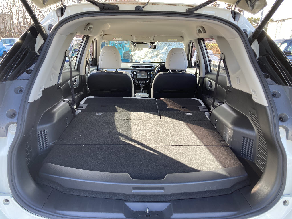 ニッサン エクストレイル 4WD ﾓｰﾄﾞﾌﾟﾚﾐｱ ｴﾏﾌﾞﾚﾊﾟｯｹｰｼﾞ