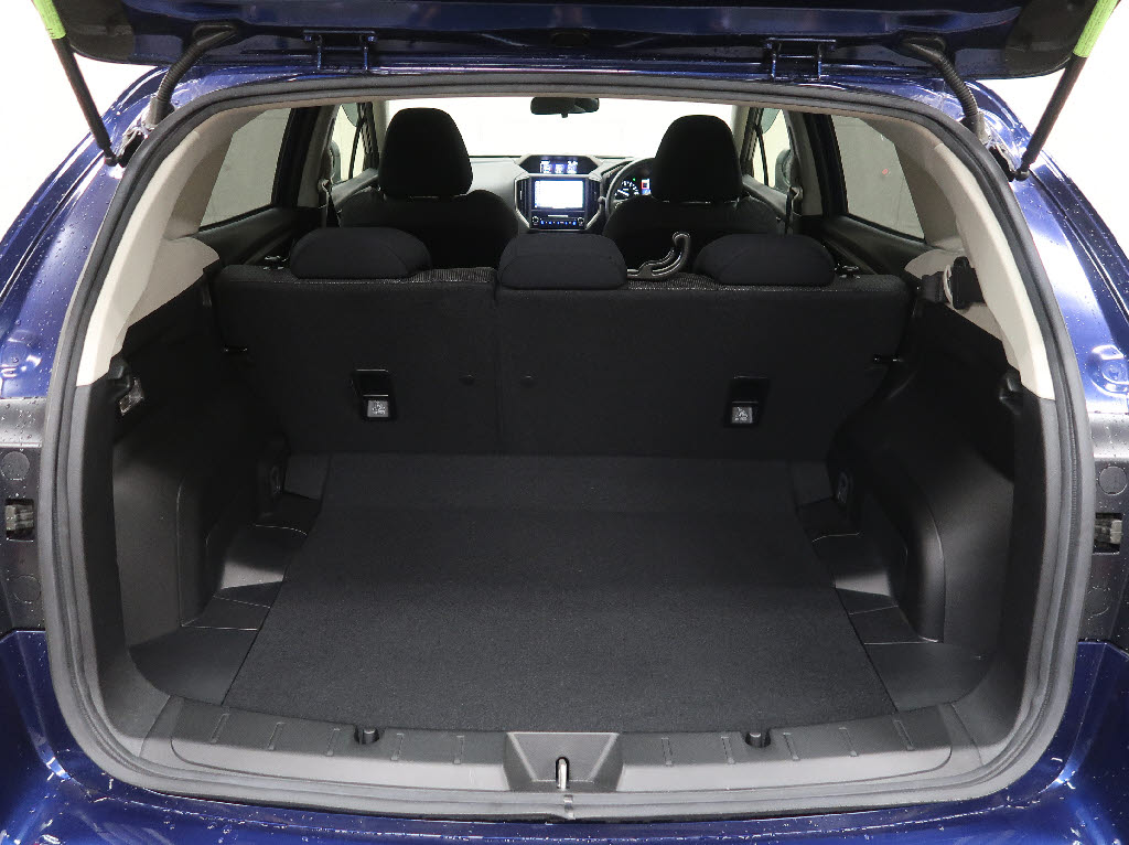 スバル インプレッサスポーツ 4WD 1.6I-L ｱｲｻｲﾄ