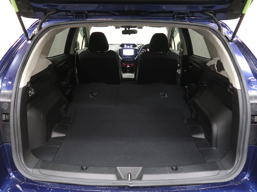 スバル インプレッサスポーツ 4WD 1.6I-L ｱｲｻｲﾄ