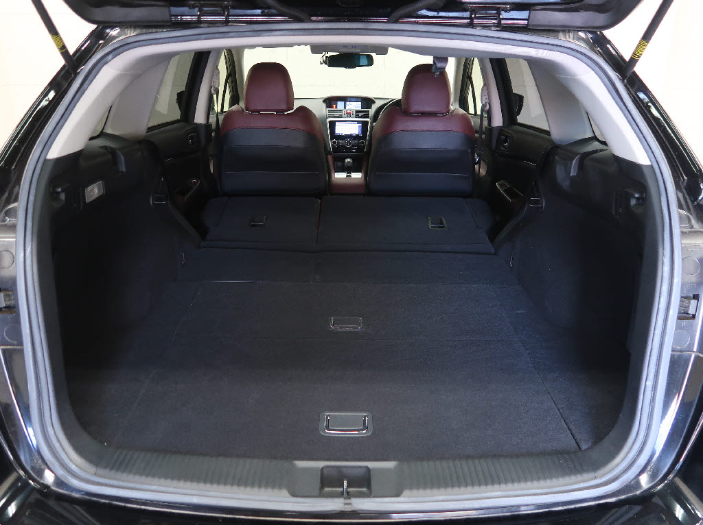 スバル レヴォーグ 1.6STI ｽﾎﾟｰﾂ ｱｲｻｲﾄ ｱﾄﾞﾊﾞﾝｽﾄﾞｾｲﾌﾃｨﾊﾟｯｹｰｼﾞ