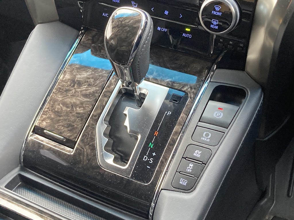 トヨタ ｱﾙﾌｧｰﾄﾞ ﾊｲﾌﾞﾘｯﾄﾞ 4WD SﾀｲﾌﾟｺﾞｰﾙﾄﾞⅢ