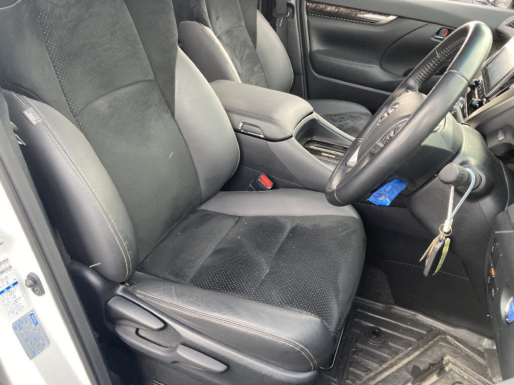 トヨタ ｱﾙﾌｧｰﾄﾞ ﾊｲﾌﾞﾘｯﾄﾞ 4WD SﾀｲﾌﾟｺﾞｰﾙﾄﾞⅢ