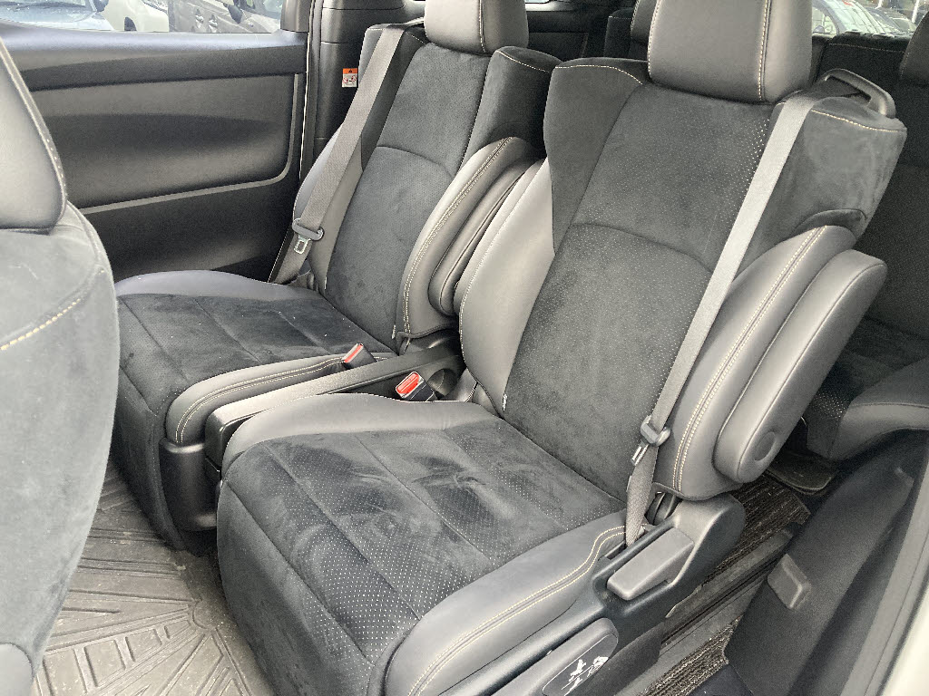 トヨタ ｱﾙﾌｧｰﾄﾞ ﾊｲﾌﾞﾘｯﾄﾞ 4WD SﾀｲﾌﾟｺﾞｰﾙﾄﾞⅢ