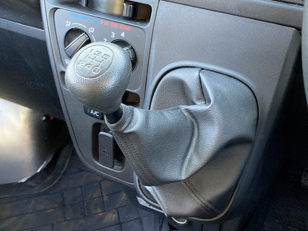 ダイハツ ハイゼットカーゴＶ 4WD ｽﾍﾟｼｬﾙ