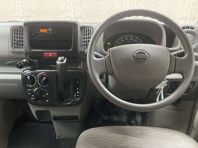 ニッサン NV100ｸﾘｯﾊﾟｰV DX　ｴﾏﾌﾞﾚﾊﾟｯｹｰｼﾞ