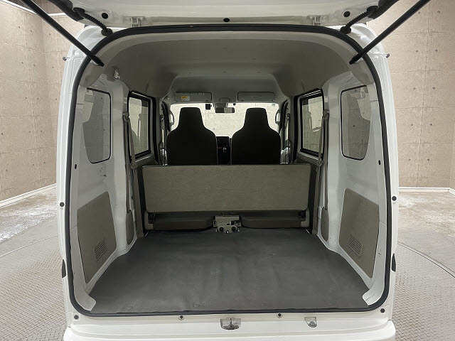 ニッサン NV100ｸﾘｯﾊﾟｰV DX　ｴﾏﾌﾞﾚﾊﾟｯｹｰｼﾞ