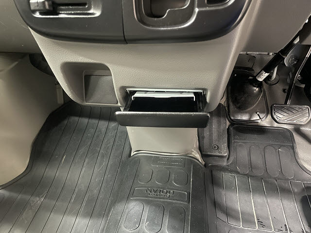 ニッサン NV100ｸﾘｯﾊﾟｰV DX　ｴﾏﾌﾞﾚﾊﾟｯｹｰｼﾞ