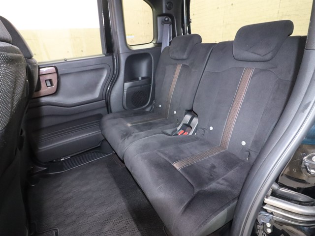 ホンダ Ｎ　ＢＯＸカスタム G Lﾎﾝﾀﾞｾﾝｼﾝｸﾞ