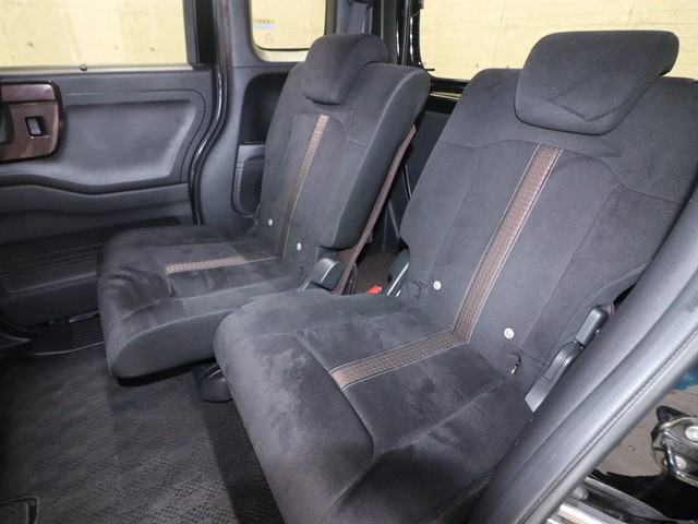 ホンダ Ｎ　ＢＯＸカスタム G Lﾎﾝﾀﾞｾﾝｼﾝｸﾞ